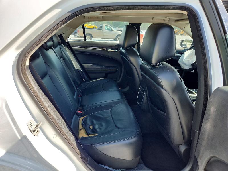 53821036 :رقم المزاد ، 2C3CCAAG1FH749209 vin ، 2015 Chrysler 300 مزاد بيع
