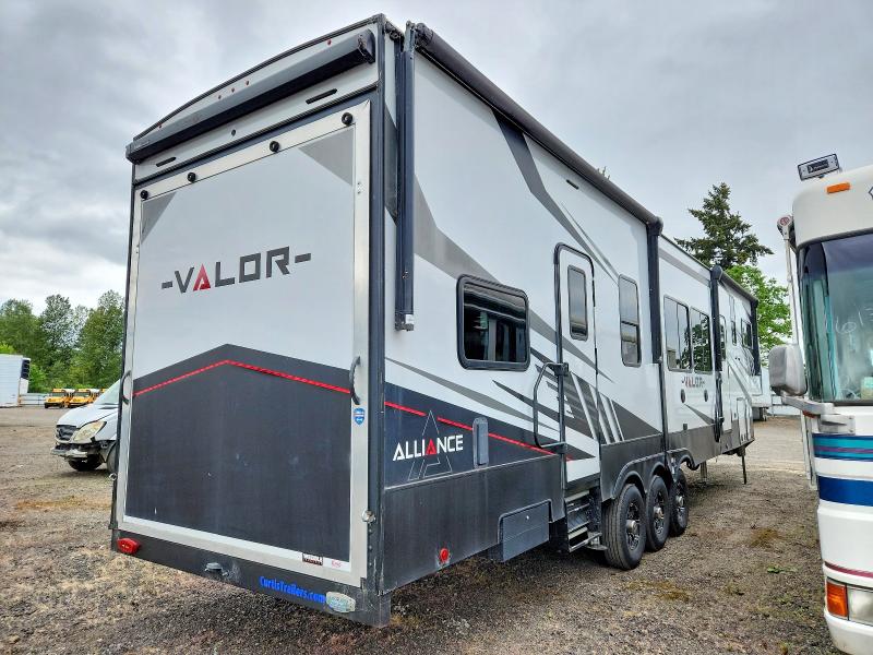 52197776 :رقم المزاد ، 7M5FV4435NA005313 vin ، 2022 Alliance Valor مزاد بيع