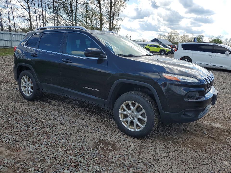 Продажа на аукционе авто 2015 Jeep Cherokee, vin: 1C4PJMCB5FW665675, номер лота: 52719436