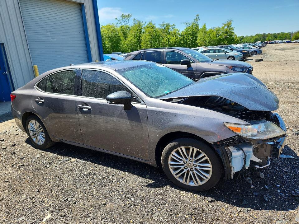 2015 Lexus Es მანქანა იყიდება აუქციონზე, vin: JTHBK1GG1F2202613, აუქციონის ნომერი: 59182756