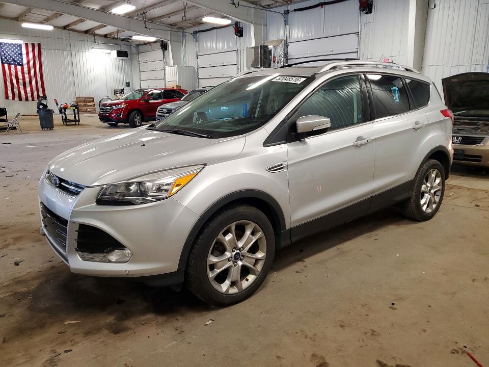 52048516 :رقم المزاد ، 1FMCU9J97FUA01940 vin ، 2015 Ford Escape مزاد بيع