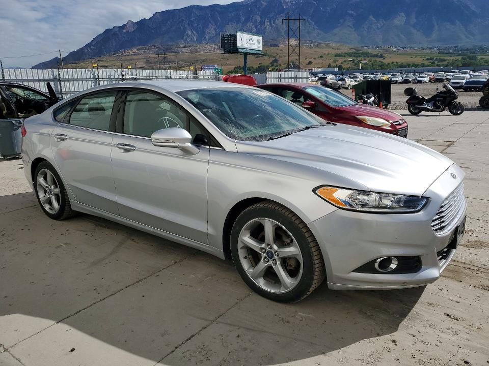 53615396 :رقم المزاد ، 3FA6P0HD4GR361423 vin ، 2016 Ford Fusion مزاد بيع