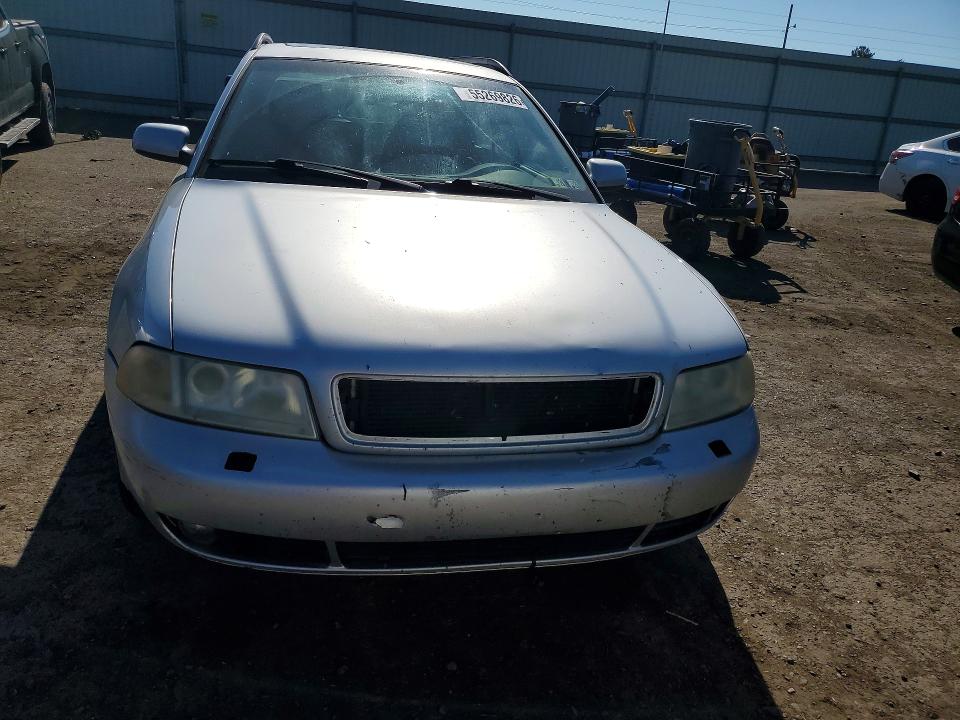55269826 :رقم المزاد ، WAUKC68DX1A123341 vin ، 2001 Audi A4 مزاد بيع
