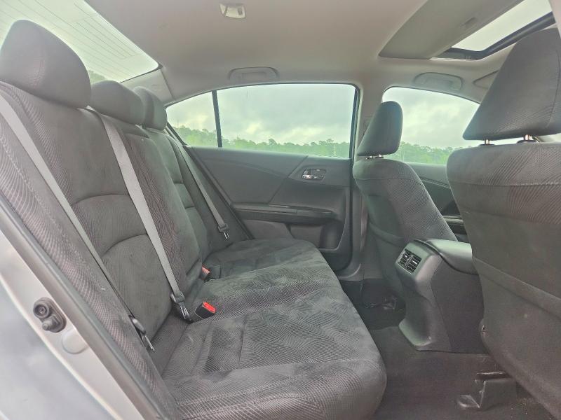 Продажа на аукционе авто 2017 Honda Accord, vin: 1HGCR2F79HA211353, номер лота: 52092646