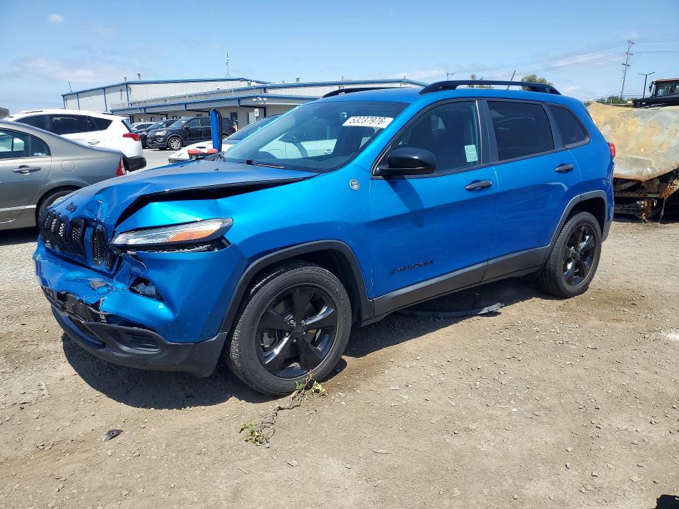 53237976 :رقم المزاد ، 1C4PJLAB6HW645161 vin ، 2017 Jeep Cherokee مزاد بيع