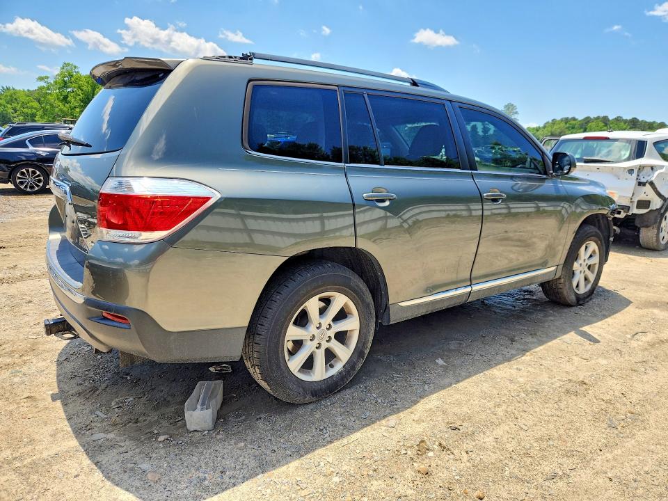 2012 Toyota Highlander მანქანა იყიდება აუქციონზე, vin: 5TDBK3EH1CS144063, აუქციონის ნომერი: 54819346