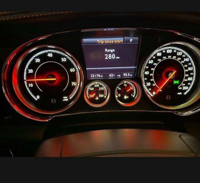 Продаж на аукціоні авто 2018 Bentley Flying Spur, vin: SCBEJ9ZA7JC067796, номер лоту: 54466796