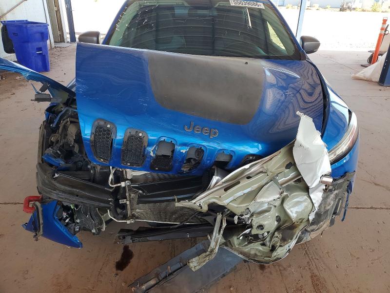 55039086 :رقم المزاد ، 1C4PJMBB2JD579617 vin ، 2018 Jeep Cherokee مزاد بيع