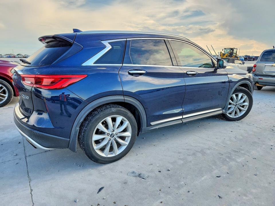 52952026 :رقم المزاد ، 3PCAJ5M18KF108114 vin ، 2019 Infiniti Qx50 مزاد بيع