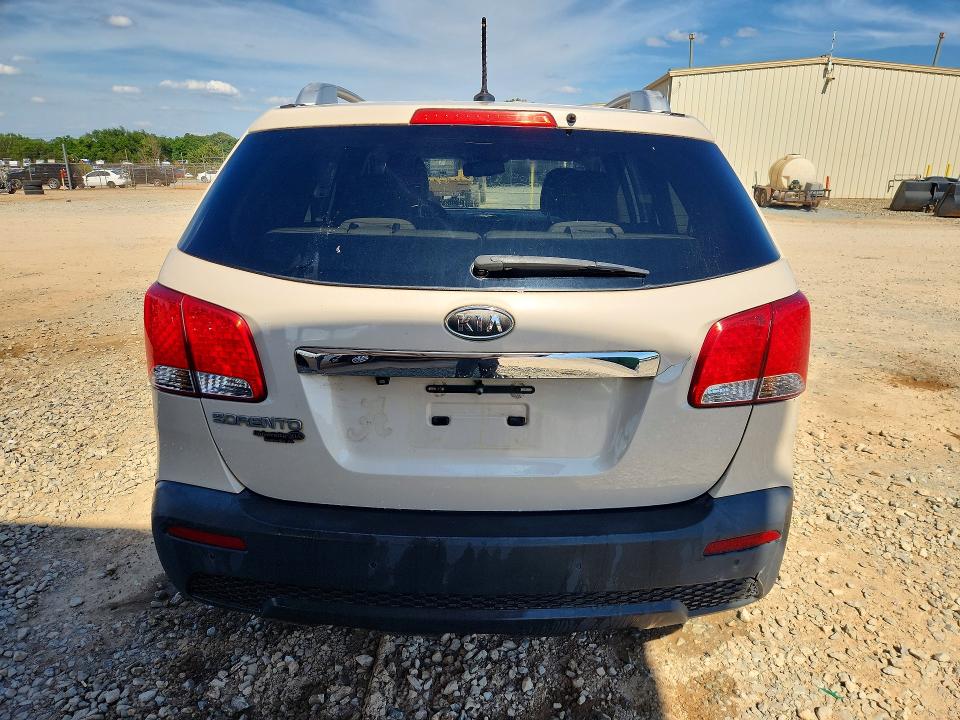Продажа на аукционе авто 2011 Kia Sorento, vin: 5XYKT4A11BG035898, номер лота: 52381226