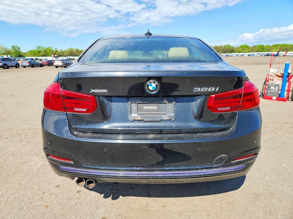 55074606 :رقم المزاد ، WBA8E3G5XGNU03792 vin ، 2016 Bmw 328 مزاد بيع