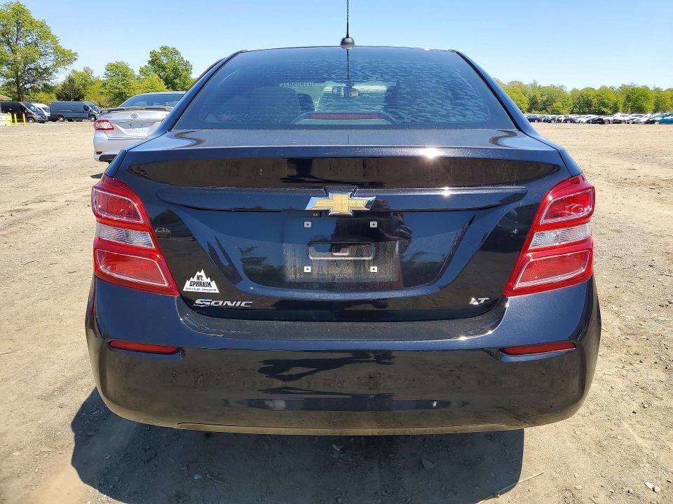 Продаж на аукціоні авто 2018 Chevrolet Sonic, vin: 1G1JD5SH7J4120597, номер лоту: 51955076