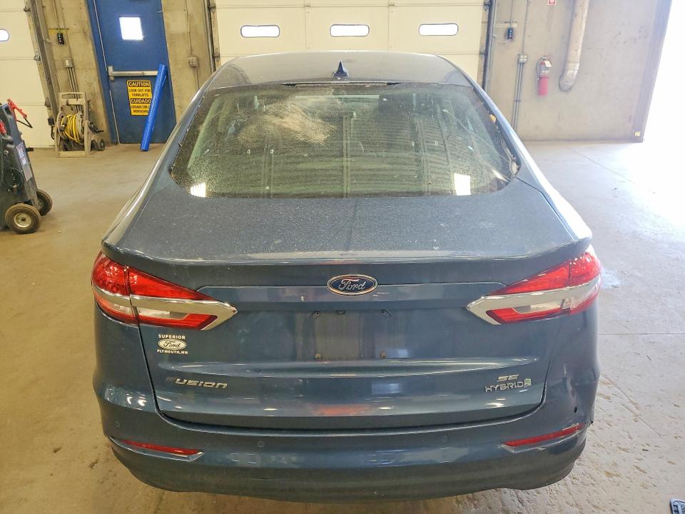 55865706 :رقم المزاد ، 3FA6P0LU1KR134058 vin ، 2019 Ford Fusion مزاد بيع