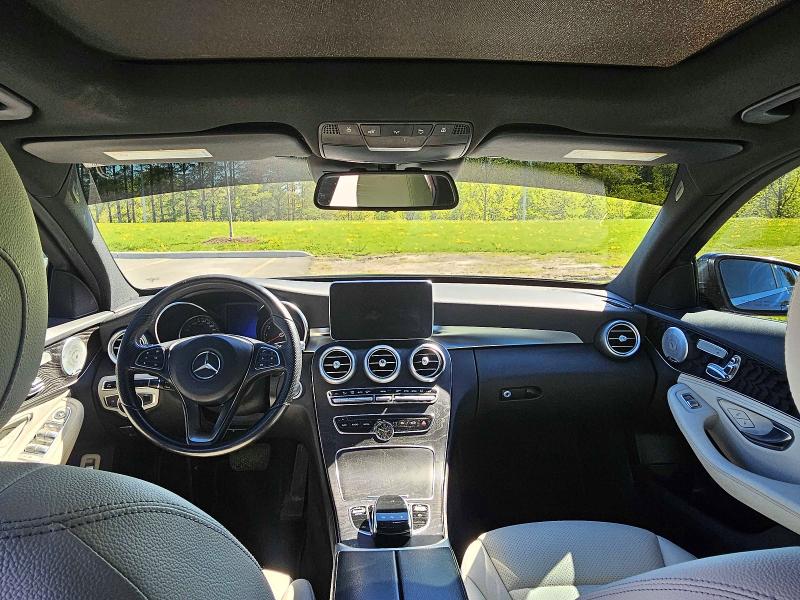 Продаж на аукціоні авто 2015 Mercedes-benz C, vin: 55SWF4KB5FU056748, номер лоту: 55233056