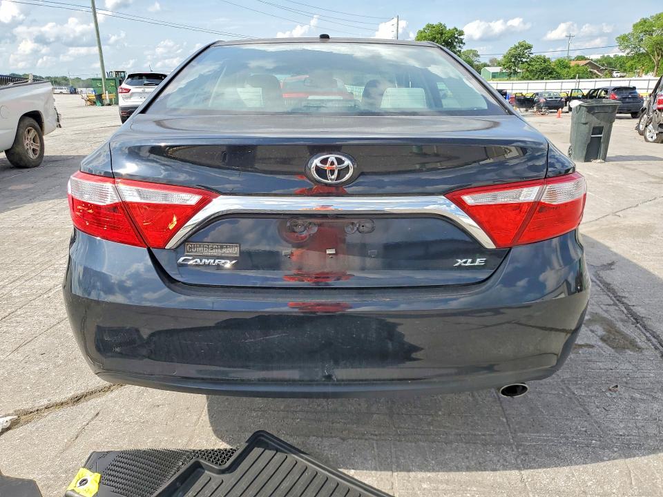 54998776 :رقم المزاد ، 4T1BF1FK3GU526806 vin ، 2016 Toyota Camry مزاد بيع
