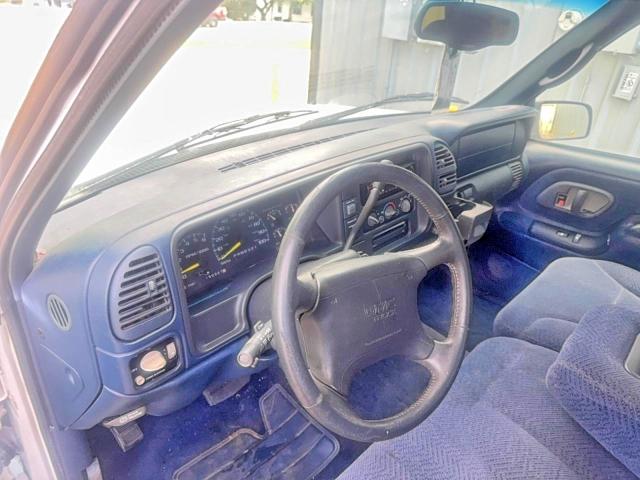 1997 Gmc Sierra მანქანა იყიდება აუქციონზე, vin: 2GTEC19R7V1530479, აუქციონის ნომერი: 52950826