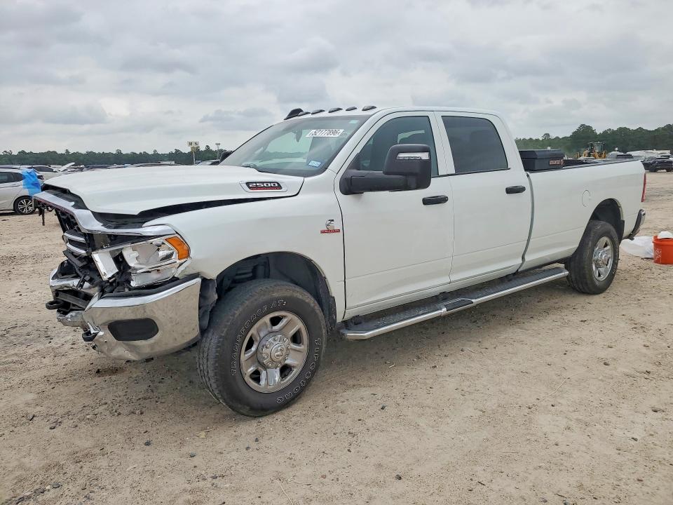 52177896 :رقم المزاد ، 3C6UR5HL8RG253487 vin ، 2024 Ram 2500 مزاد بيع