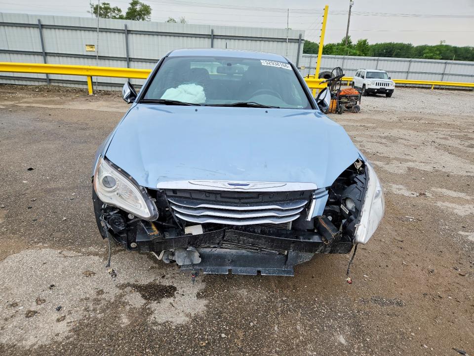 2013 Chrysler 200 მანქანა იყიდება აუქციონზე, vin: 1C3CCBCG9DN524186, აუქციონის ნომერი: 52938166