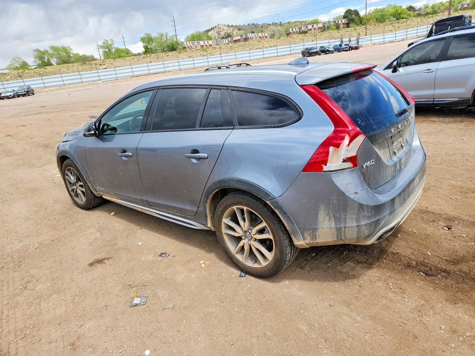 Aukcja sprzedaży 2017 Volvo V60 Cross Country, vin: YV440MWKXH1025766, numer aukcji: 52368926