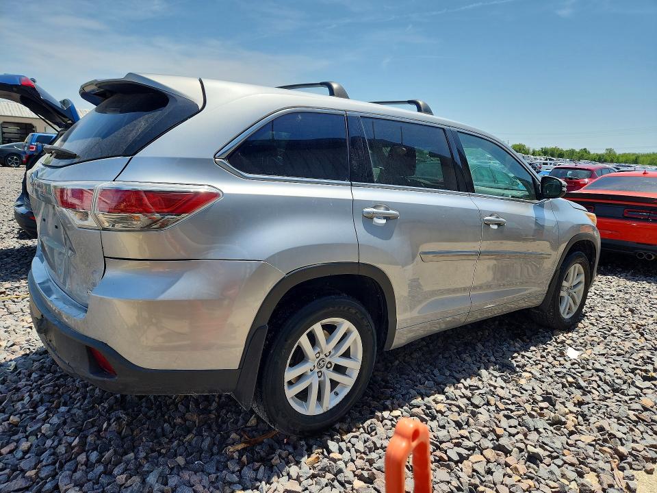 Продажа на аукционе авто 2016 Toyota Highlander, vin: 5TDBKRFH2GS323493, номер лота: 53337756