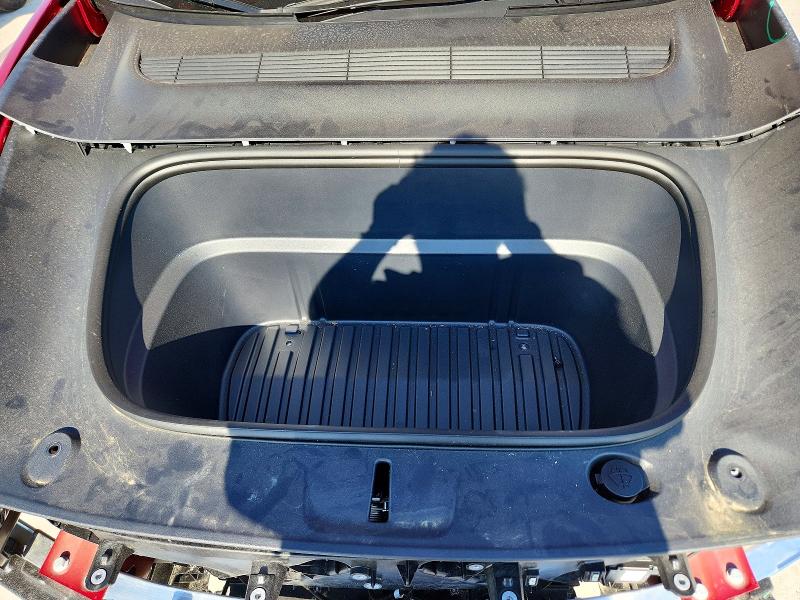 53402806 :رقم المزاد ، 7SAYGDEEXTA632228 vin ، 2026 Tesla Model Y مزاد بيع