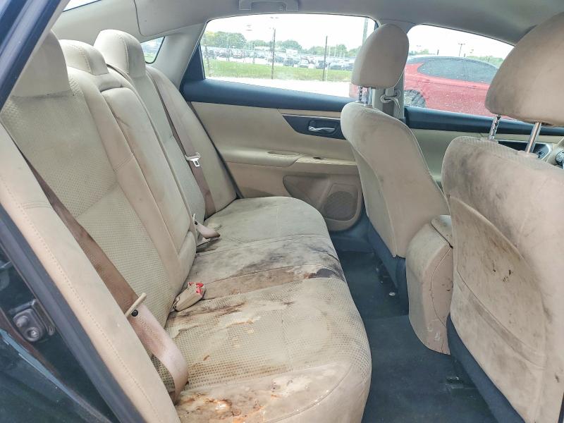 2015 Nissan Altima მანქანა იყიდება აუქციონზე, vin: 1N4AL3AP8FC175943, აუქციონის ნომერი: 52996506