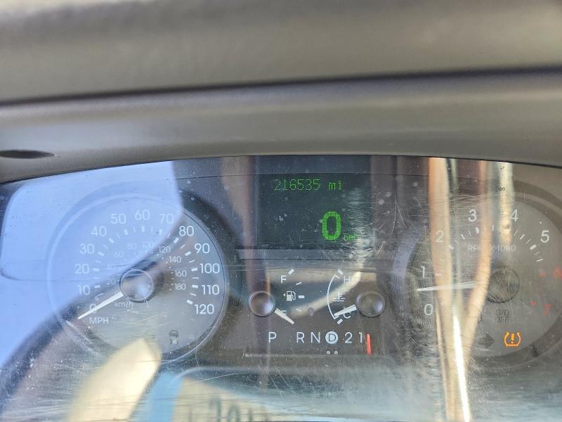 Продажа на аукционе авто 2008 Mercury Grand Marquis, vin: 2MEFM75V28X634787, номер лота: 54944186