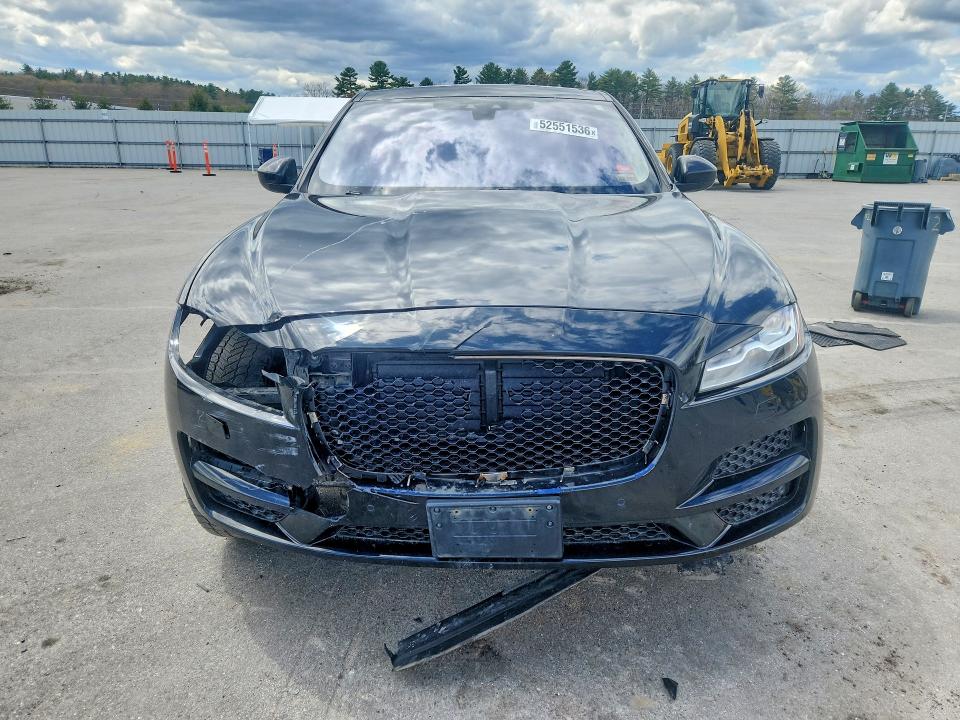 Продажа на аукционе авто 2017 Jaguar F-pace, vin: SADCK2BV8HA090942, номер лота: 52551536