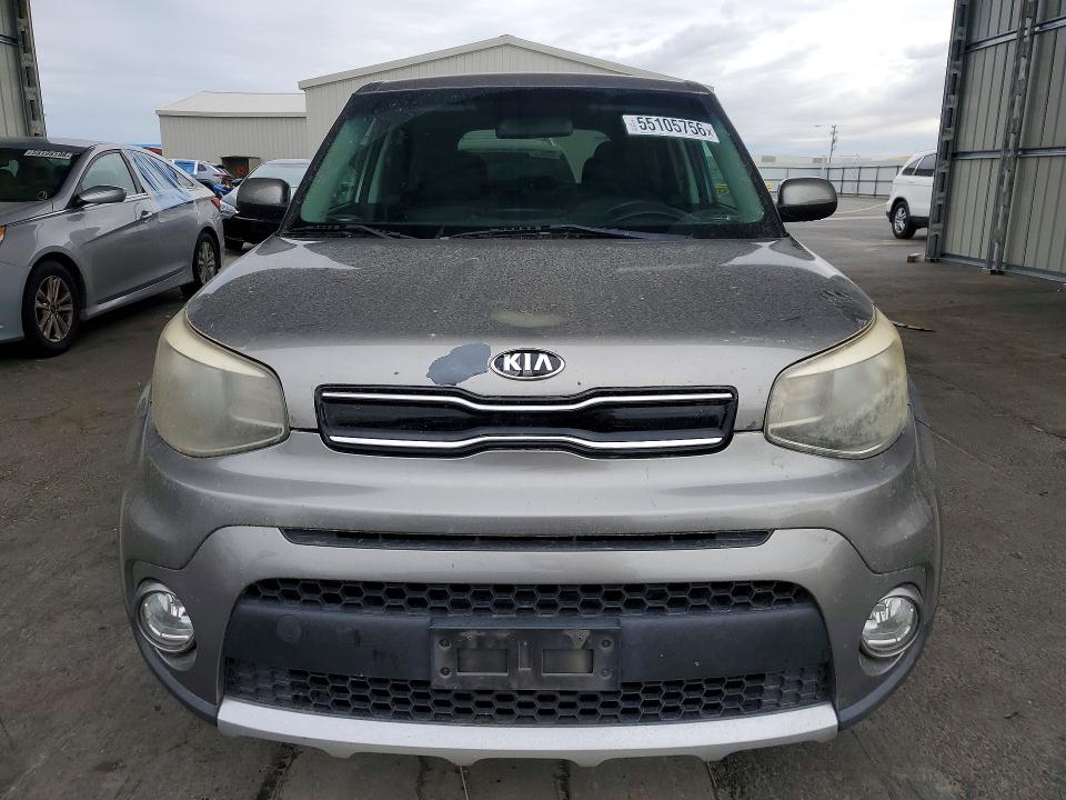 55105756 :رقم المزاد ، KNDJP3A56J7528761 vin ، 2018 Kia Soul مزاد بيع