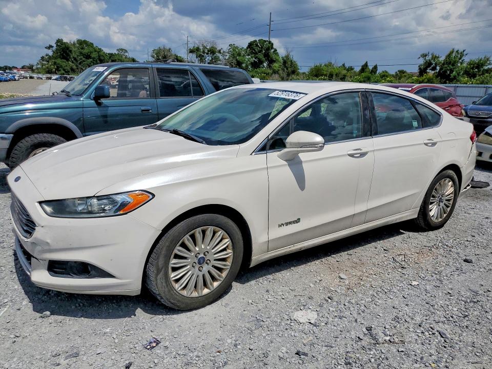 Продажа на аукционе авто 2013 Ford Fusion, vin: 3FA6P0LU6DR335201, номер лота: 52916376