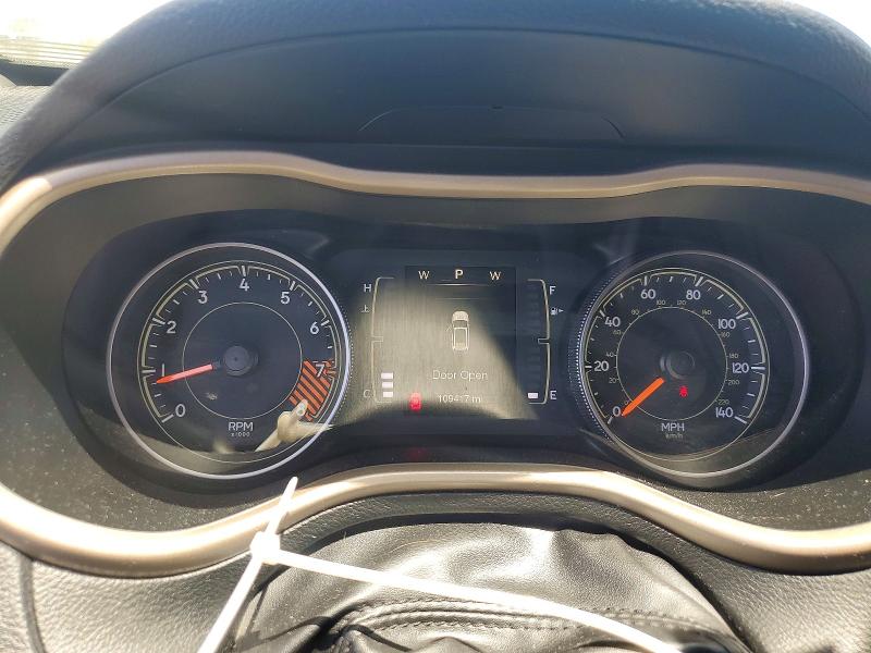 Продажа на аукционе авто 2015 Jeep Cherokee, vin: 1C4PJMCS7FW619331, номер лота: 54023356