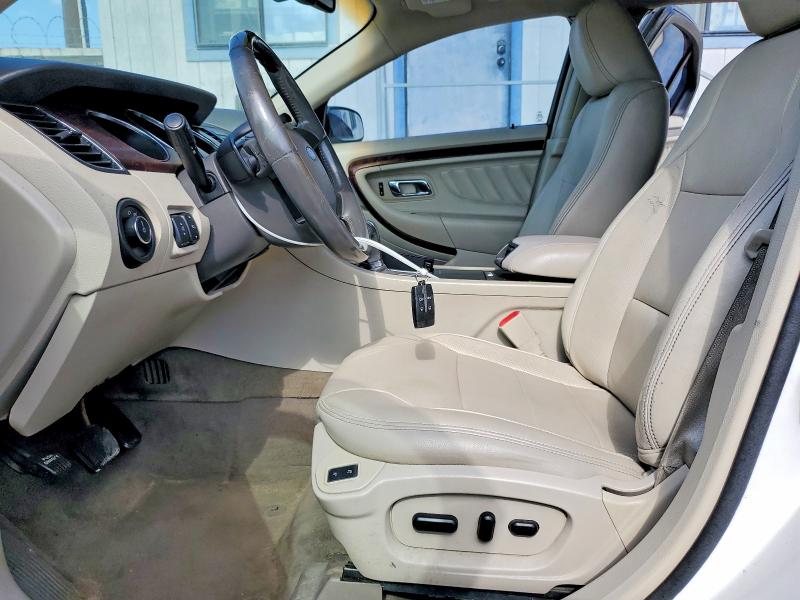 53297876 :رقم المزاد ، 1FAHP2FW1BG118564 vin ، 2011 Ford Taurus مزاد بيع