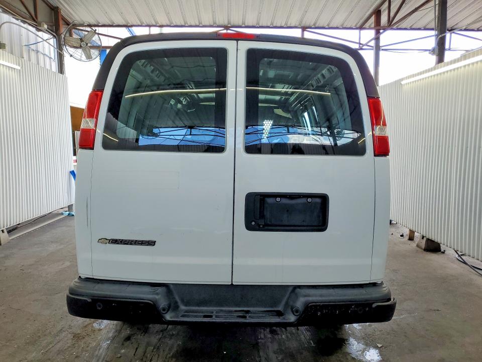 Продаж на аукціоні авто 2022 Chevrolet Express G2500, vin: 1GCWGAFPXN1217525, номер лоту: 54723986