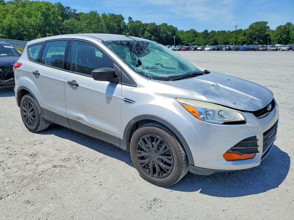 2016 Ford Escape მანქანა იყიდება აუქციონზე, vin: 1FMCU0F7XGUB11126, აუქციონის ნომერი: 52081906