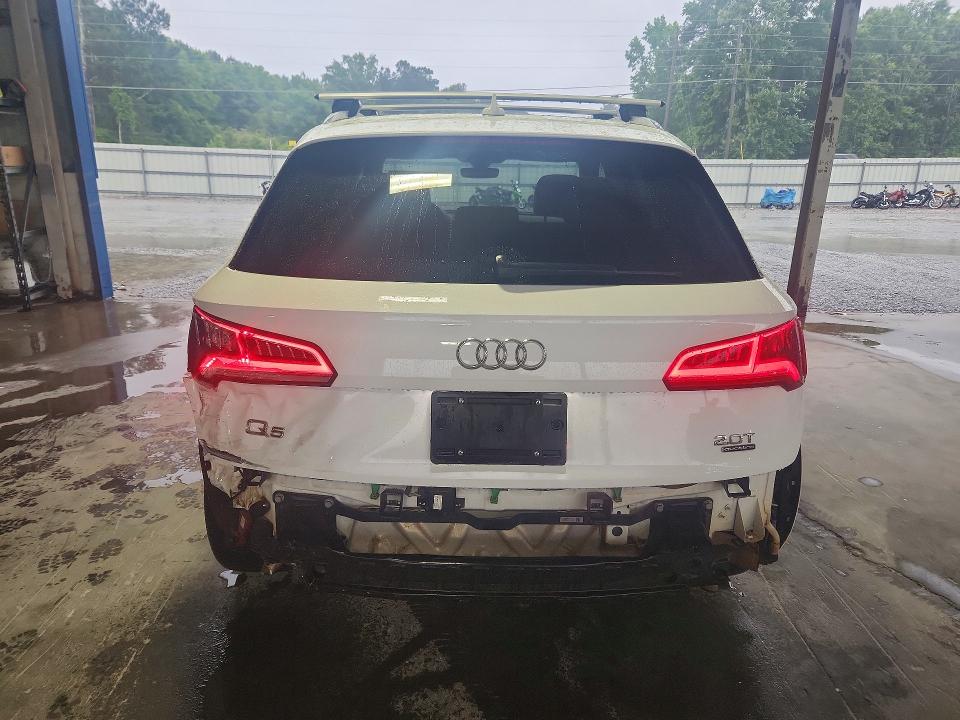 51421436 :رقم المزاد ، WA1BNAFY1J2133296 vin ، 2018 Audi Q5 مزاد بيع