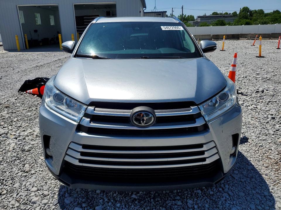 54672966 :رقم المزاد ، 5TDJZRFHXKS581566 vin ، 2019 Toyota Highlander مزاد بيع