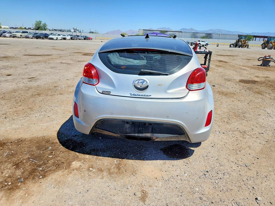 Продажа на аукционе авто 2013 Hyundai Veloster, vin: KMHTC6AD5DU157509, номер лота: 54820206