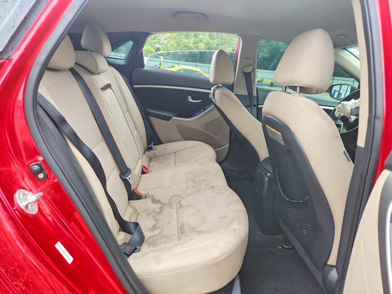 2013 Hyundai Elantra Gt მანქანა იყიდება აუქციონზე, vin: KMHD35LE8DU071678, აუქციონის ნომერი: 53748026