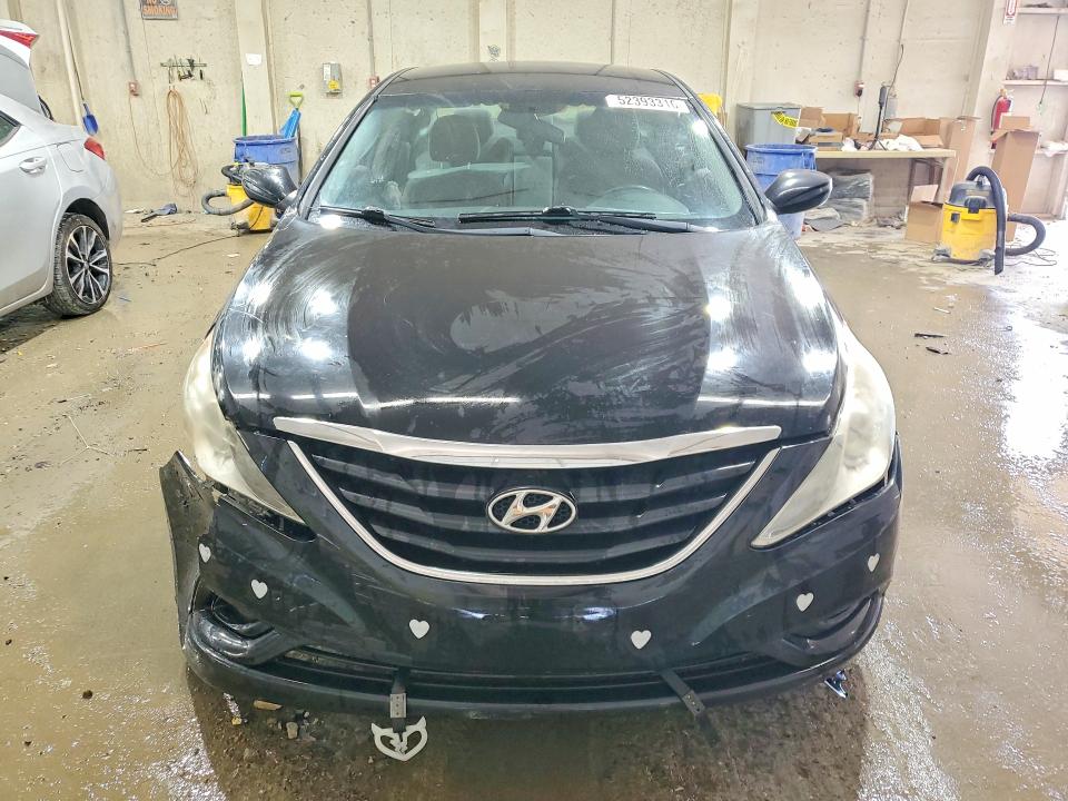 52393316 :رقم المزاد ، 5NPEB4AC8BH210450 vin ، 2011 Hyundai Sonata مزاد بيع