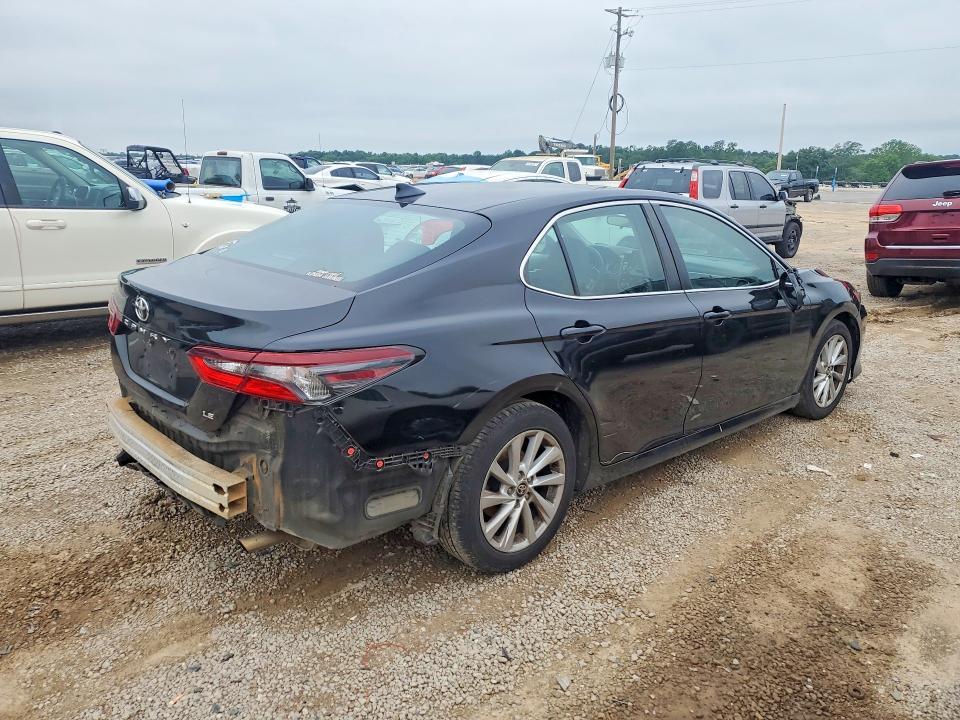 Продаж на аукціоні авто 2021 Toyota Camry, vin: 4T1C11AK0MU455683, номер лоту: 53115096