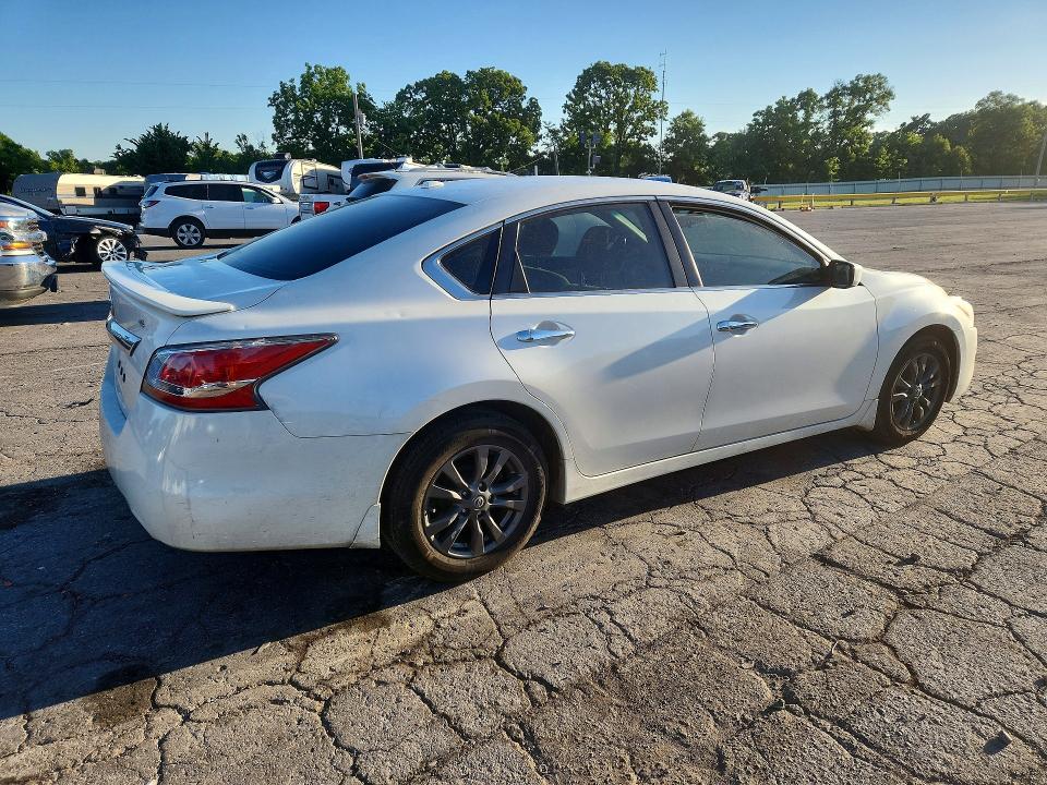 2015 Nissan Altima მანქანა იყიდება აუქციონზე, vin: 1N4AL3AP0FC416099, აუქციონის ნომერი: 53252816