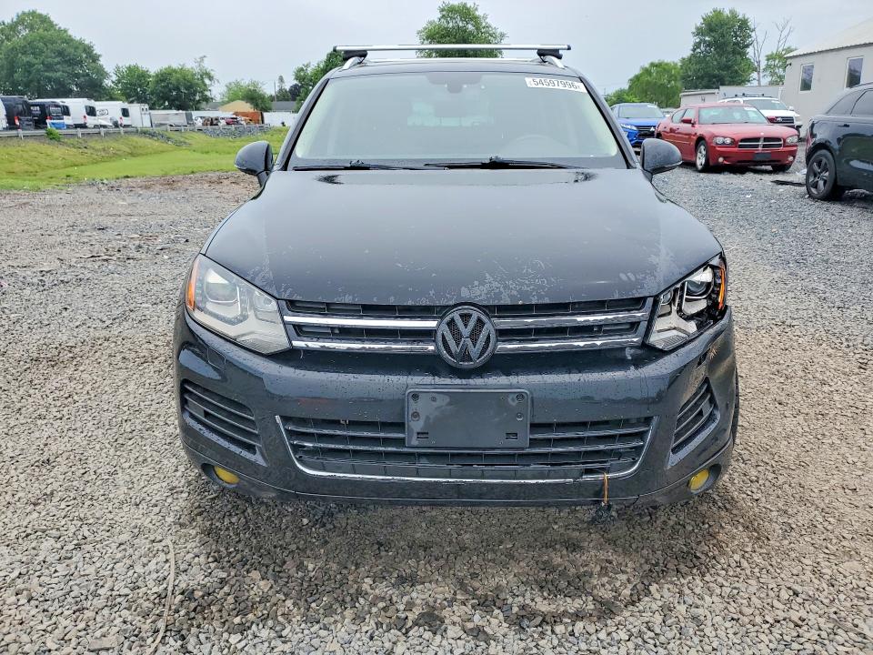 54597996 :رقم المزاد ، WVGEP9BPXDD004227 vin ، 2013 Volkswagen Touareg مزاد بيع