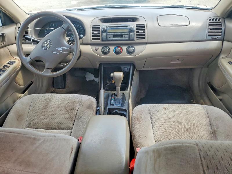 54670686 :رقم المزاد ، 4T1BE32K64U281693 vin ، 2004 Toyota Camry مزاد بيع