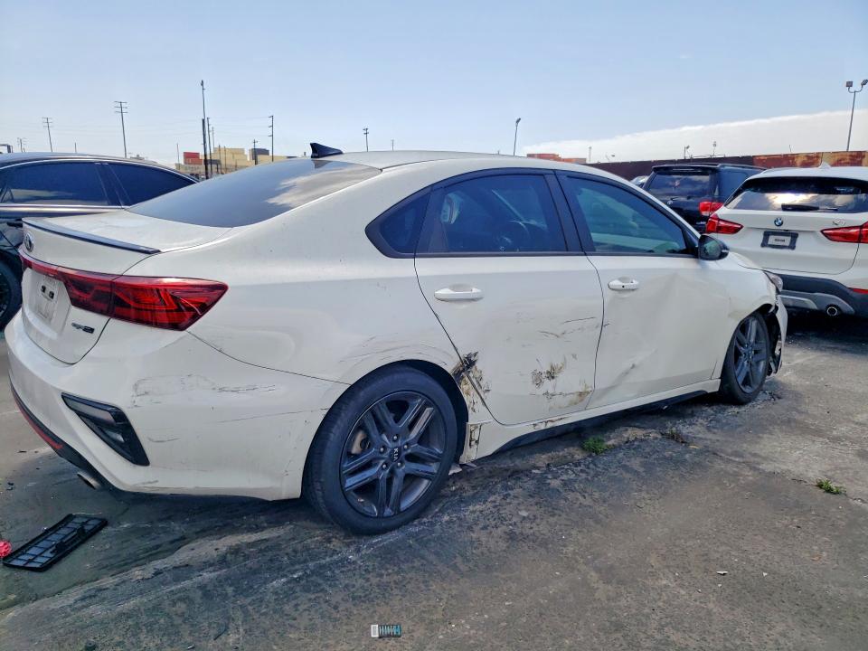 53113806 :رقم المزاد ، 3KPF34ADXLE261643 vin ، 2020 Kia Forte مزاد بيع