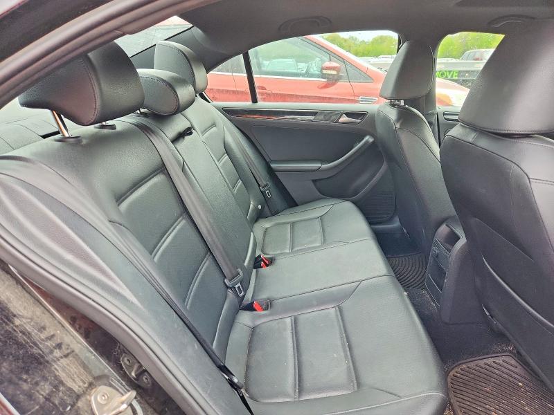 53508496 :رقم المزاد ، 3VWD17AJ9JM235779 vin ، 2018 Volkswagen Jetta مزاد بيع