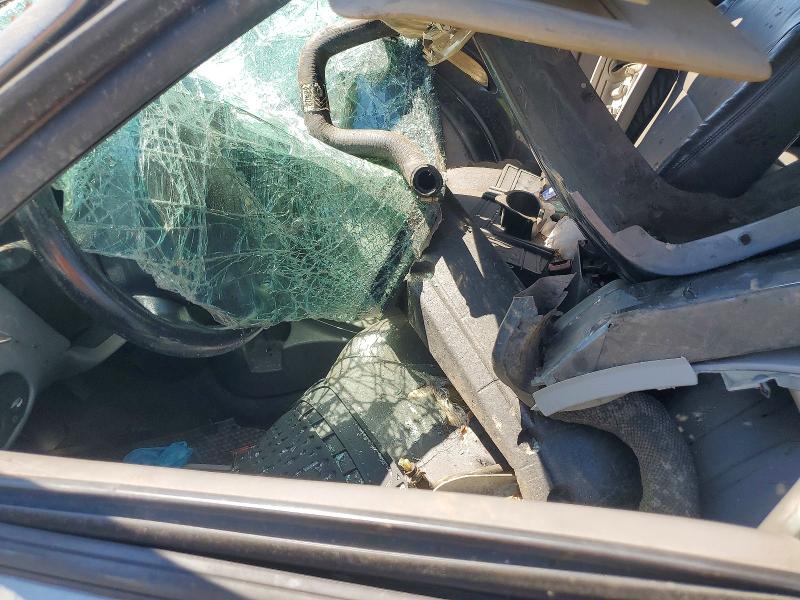 Продаж на аукціоні авто 2002 Ford Focus, vin: 1FAFP38392W139524, номер лоту: 52400996