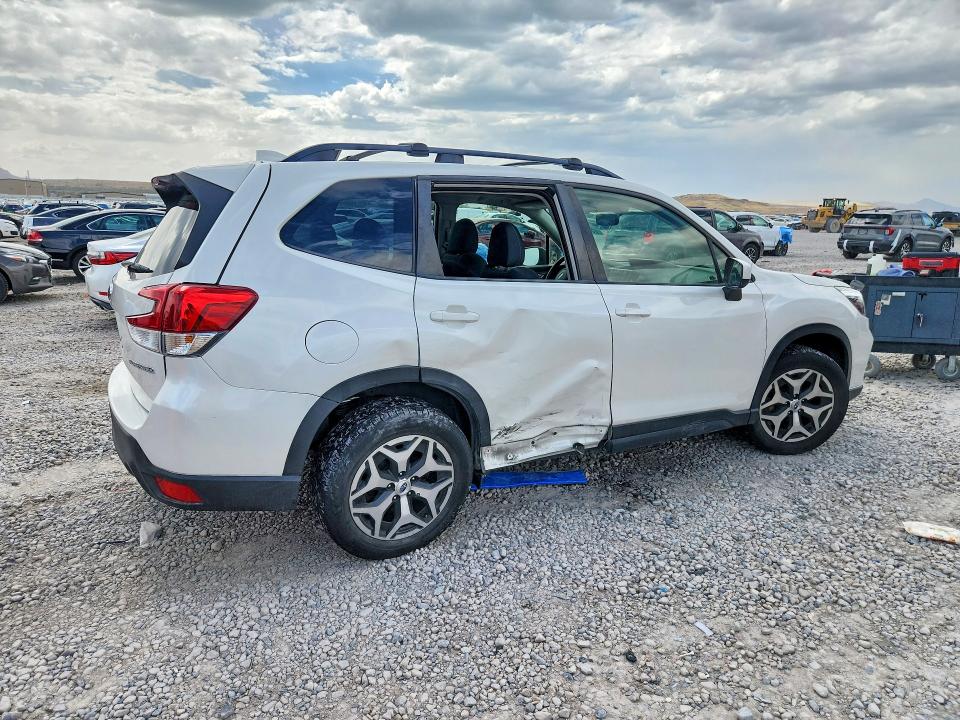Продаж на аукціоні авто 2019 Subaru Forester, vin: JF2SKAEC9KH438033, номер лоту: 54707636