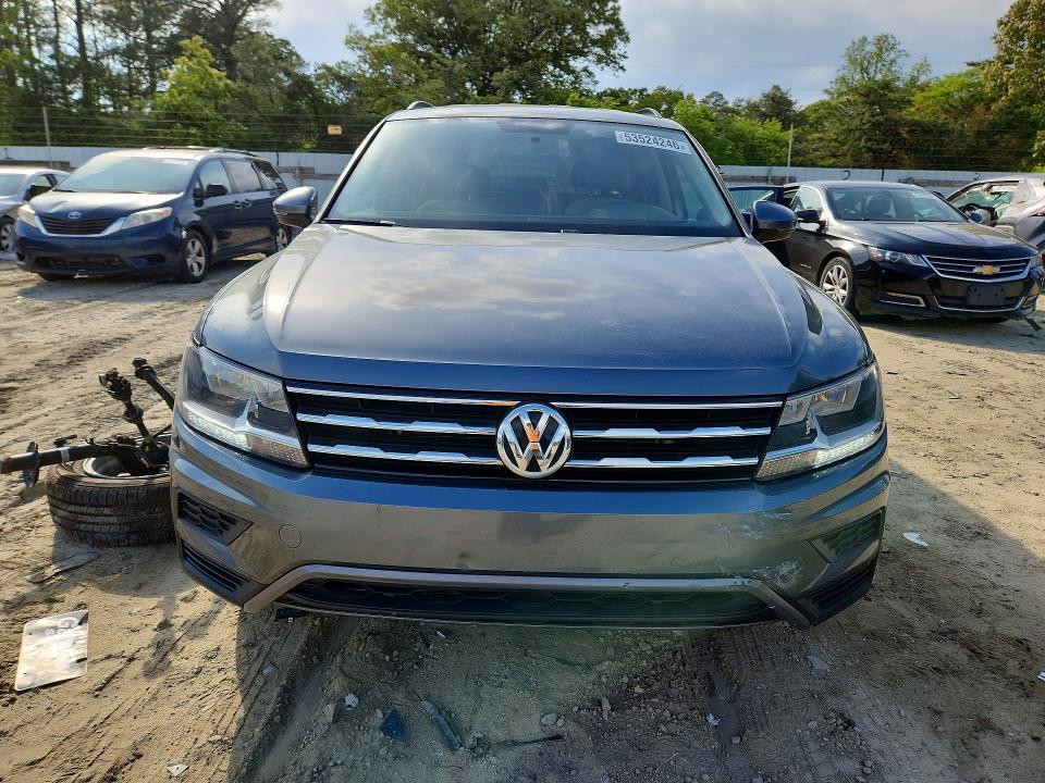 Продаж на аукціоні авто 2018 Volkswagen Tiguan, vin: 3VV1B7AXXJM090521, номер лоту: 53524246