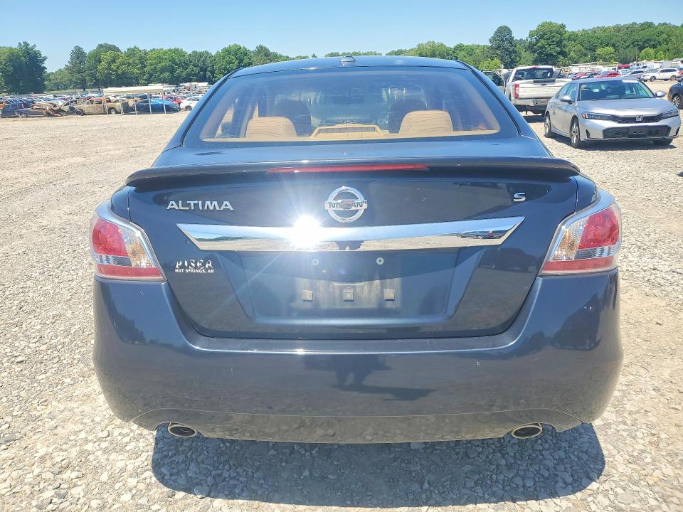 2015 Nissan Altima მანქანა იყიდება აუქციონზე, vin: 1N4AL3AP7FN870192, აუქციონის ნომერი: 52893256