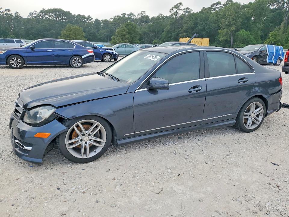 Aukcja sprzedaży 2014 Mercedes-benz C, vin: WDDGF4HB5EG212472, numer aukcji: 52611366